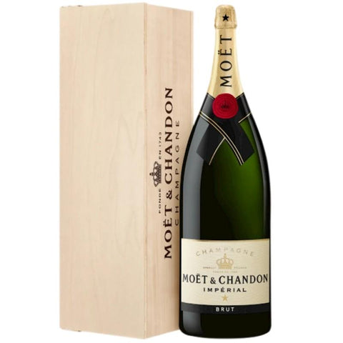 Moet Chandon Brut 3L wood Box